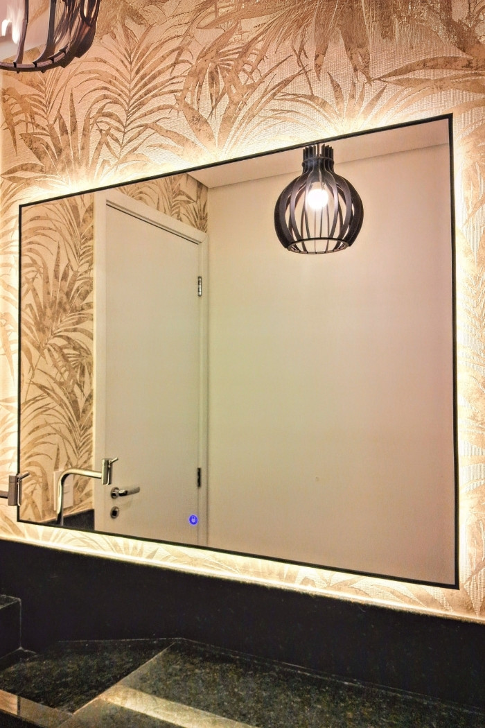 espelho retangular grande iluminacao led indireta moldura fina lavabo sorocaba